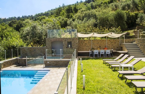 Cortona Villa | Villa Vento, elegant villa walking distance from CORTONA. Private Pool
