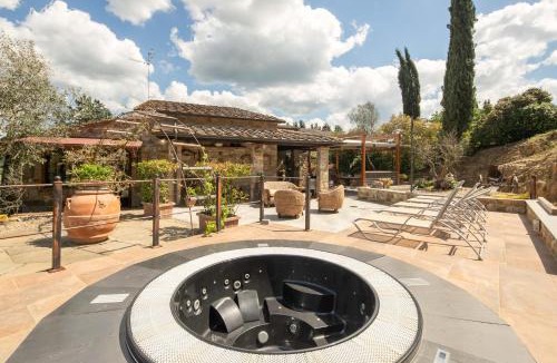 Bucine Villa | Villa Vepri by Mmega