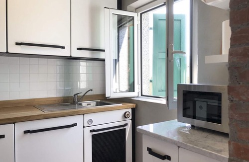 Beverino Villa | Villa Vitrum - Two Bedroom Villa, Sleeps 6