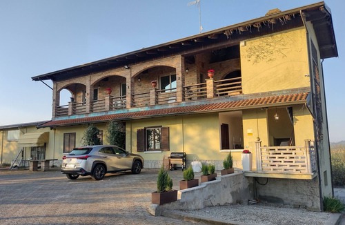 Castelletto Merli Apartment | Villa with Pool Monferrato · BOTTO LIVING