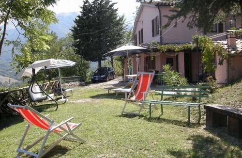 Sarnano House | Villa with private pool in the Sibillini National Park