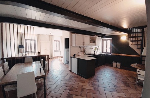 Sutri Apartment | Village of Sutri along the Via Francigena renovated bright