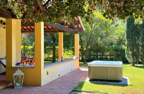 San Vincenzo Villa | Ville Di Villa Biserno