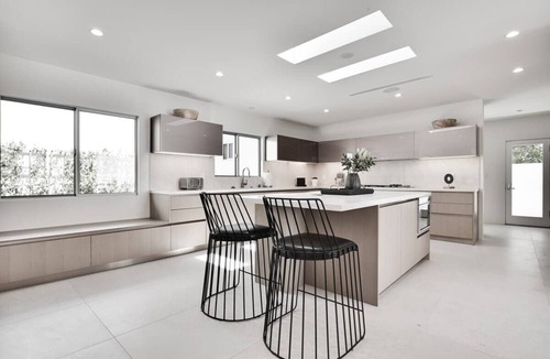 Beverly Hills Villa | Vista Modern