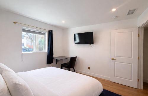 Eastside House | Waltstays