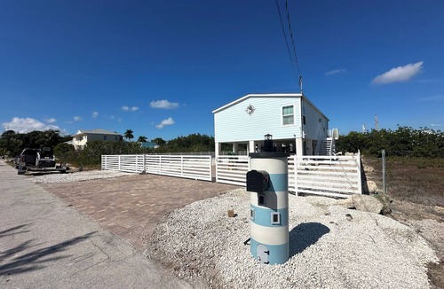 Ramrod Key House | Warm and relax 3-bed 2 bath home in charming Summerland Key minutes from K.West