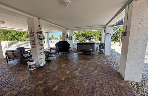 Ramrod Key House | Warm and relax 3-bed 2 bath home in charming Summerland Key minutes from K.West