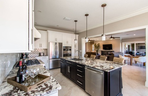 Coury House | Water views. Sleeps 10, WI-FI, Waterfront, Quick Ocean access!