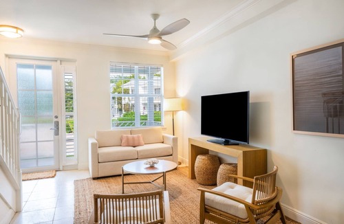 Islamorada Hotel | Waterfront Escape: Bayfront Accommodation w/Kitchen, Onsite Pool, Free Parking
