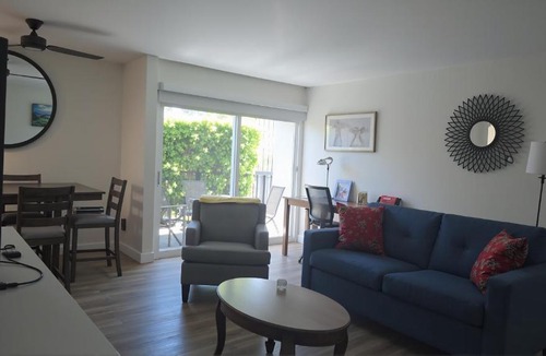 Sawtelle Apartment | West LA Boutique Apartments Minutes from the Coast
