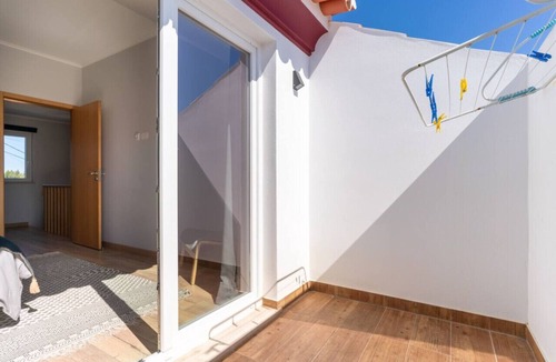 Odeceixe Apartment | Windmill Escape - Areia Townhouse by Lisbeyond