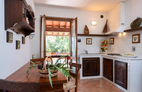 Castiglione della Pescaia Apartment | Wohnung für 2 Personen mit Veranda by Interhome