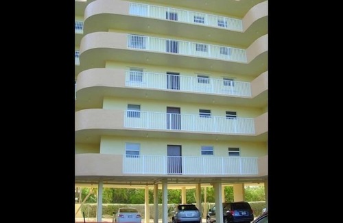 Tavernier House | Wonderful 2 Bedroom Condo with Ocean Views