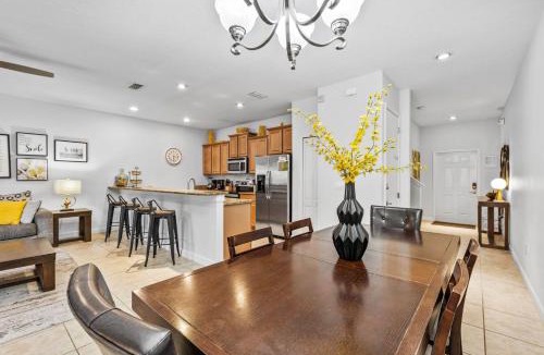 West Kissimmee Villa | Wonderful 4 bed Family Home with Private Pool