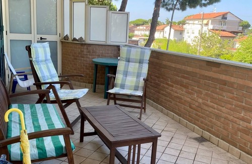 Pinarella House | Wonderful large house for large groups 15' from the sea. Pets allowed.