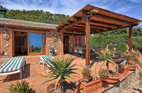 Monte Argentario Villa | Wonderful private villa for 6 guests with WIFI, TV and pets allowed