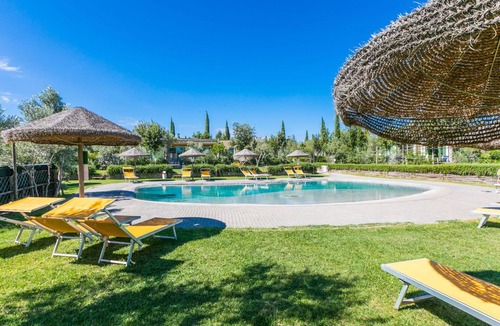 Collemezzano House | Wonderful private villa for 4 guests with A/C, WIFI, pool, TV, patio and pets allowed