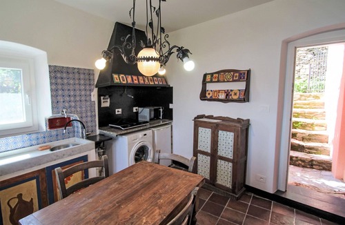 Zoagli House | Wonderful private villa for 4 people with A/C, TV, terrace and pets allowed