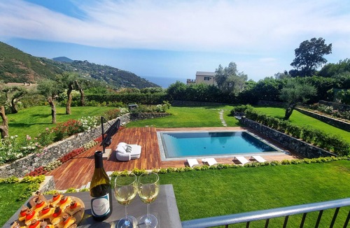 Bonassola Villa | Wonderful relaxing villa with pool and tennis in Bonassola! - Villa Mirea