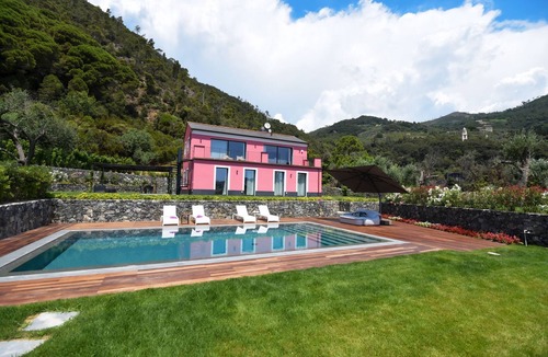 Bonassola Villa | Wonderful relaxing villa with pool and tennis in Bonassola! - Villa Mirea