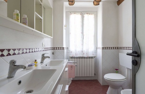 Sarola House | Wonderful villa for 5 guests with WIFI, A/C, balcony, pets allowed, panoramic view and parking