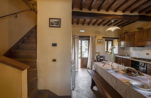 Pieve di Chio House | Wonderful villa for 10 people with WIFI, private pool, TV, patio and pets allowed