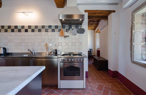 Casole d'Elsa House | Wonderful villa for 4 guests with WIFI, A/C, TV and balcony