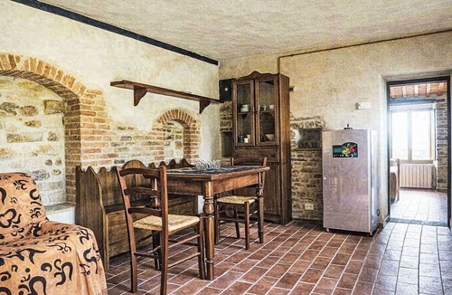 Montelovesco Villa | Wonderful villa for 5 guests with WIFI, pool, TV and pets allowed
