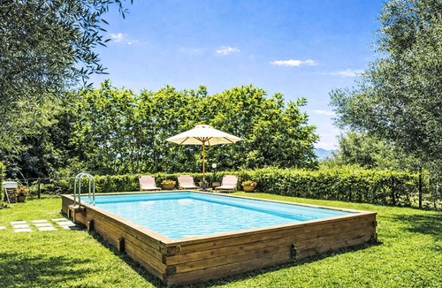 Montelovesco Villa | Wonderful villa for 5 guests with WIFI, pool, TV and pets allowed