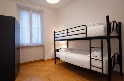 San Fruttuoso Apartment | Xenia - 4 rooms apt in Via Giovanni Torti 3