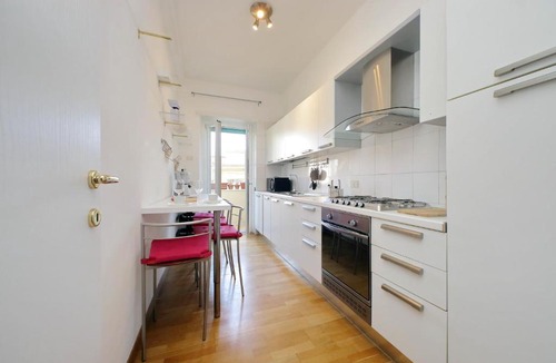 Quartiere XV Della Vittoria Apartment | YCH-Confortevole appartamento vicino Ponte Milvio