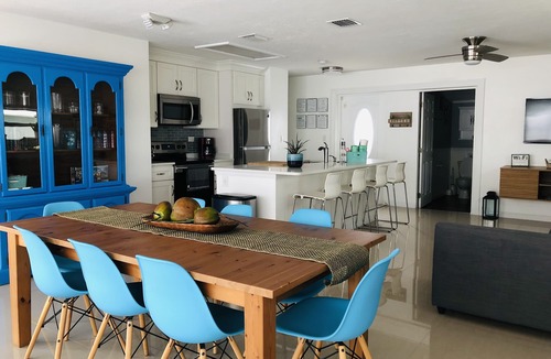 Marathon House | Yellowtail Getaway 3 bedrooms,4 beds,3 bath,boat dock,ice maker and heated pool