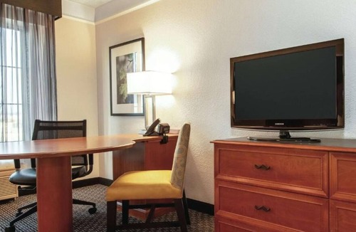 Guasti House | Your Home Away From Home! 3 Pet-friendly Units. Close to Golden Oak Park!
