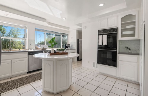 Sawtelle House | Zen Santa Monica 3Bd/3.5Bath Villa w/Guest House
