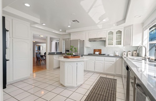 Sawtelle House | Zen Santa Monica 3Bd/3.5Bath Villa w/Guest House