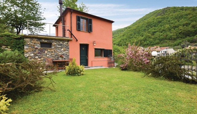 1 bedroom stunning home in Pieve di Teco
