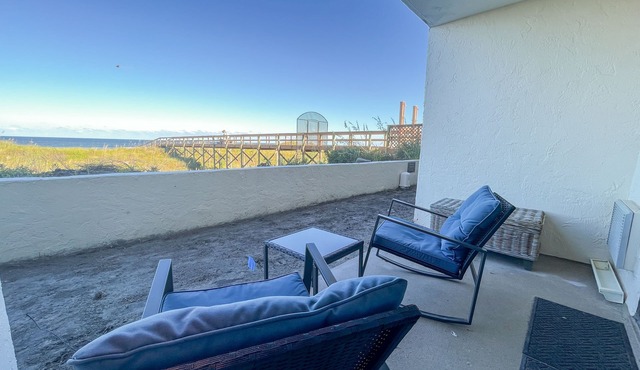 110 Sunny Crescent Beach Oceanfront Apartments!