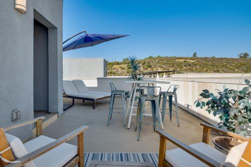 12 Mi to DTLA! Multi-Level Charmer w/Pool Access