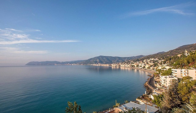 2 bedroom pet friendly apartment in Varazze