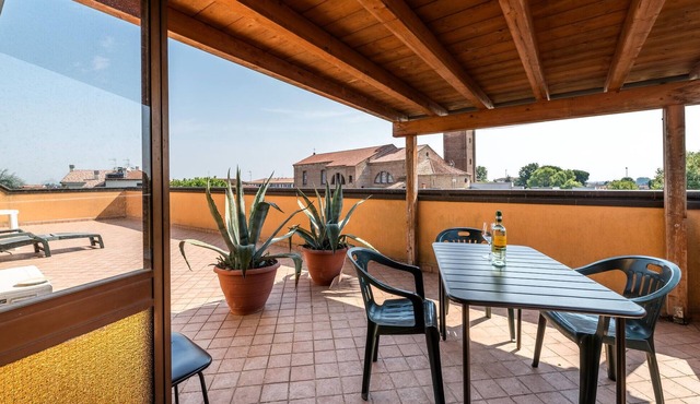 2 bedroom stunning apartment in Villadose (RO)
