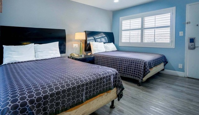 2 Full Beds Accessible Non - Smoking