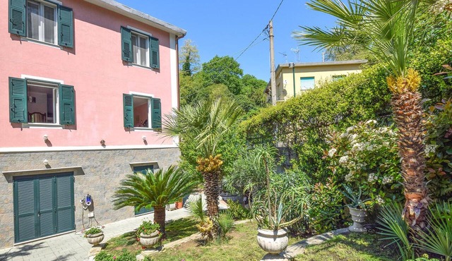 3 bedroom stunning apartment in Genova