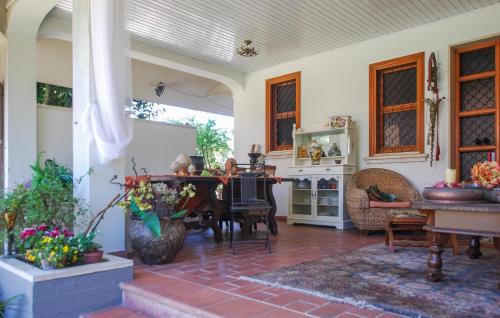3 Bedroom Stunning Home In Appignano