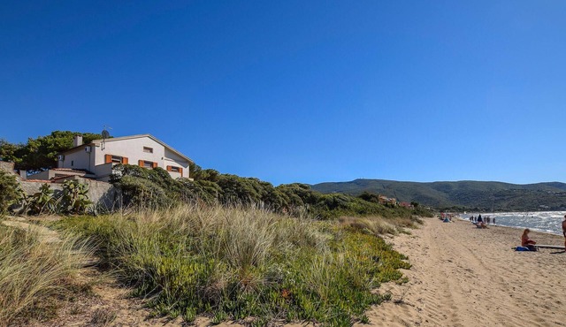 4 bedroom beautiful home in Orbetello (GR)