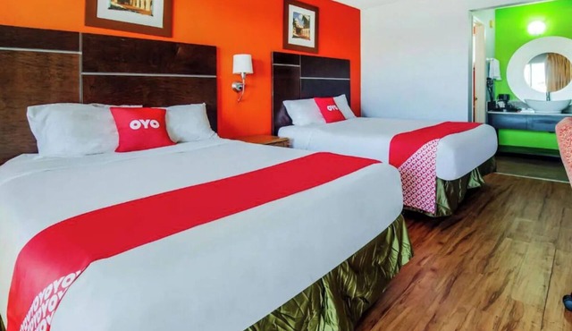 4 Convenient Rooms Near China Lake Naval Weapon Center – Perfect for Travelers