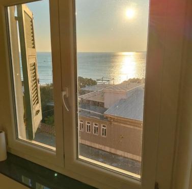 4 Finestre sul mare