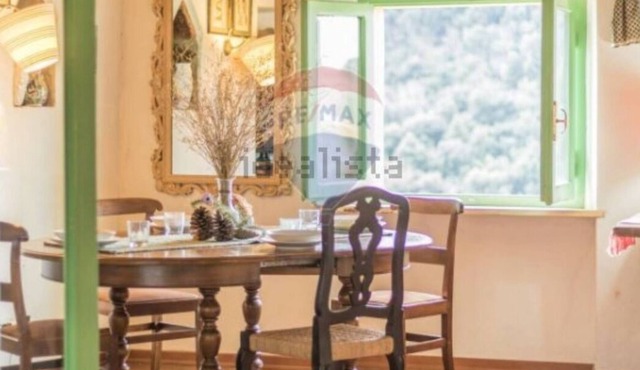 A village nest in Tuscany