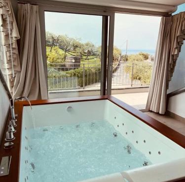 Agri Suite with jacuzzi - La Bilaia