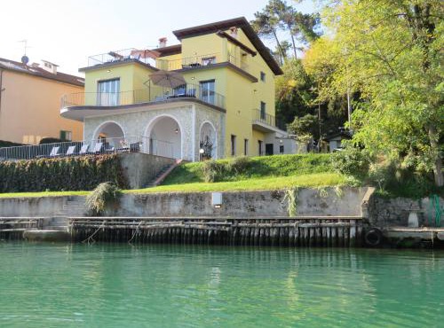 Alla Foce del Magra - sul fiume vicino al mare e alle Cinque Terre con posto barca