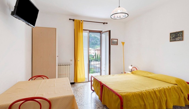 Apartment '604' with Private Terrace and Shared Garden